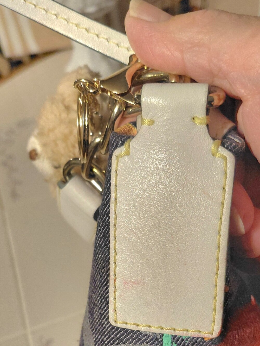 Dooney & Bourke Shoulder Bag Graffiti Paint-Splash Canvas  with White Trim - Picture 6 of 15